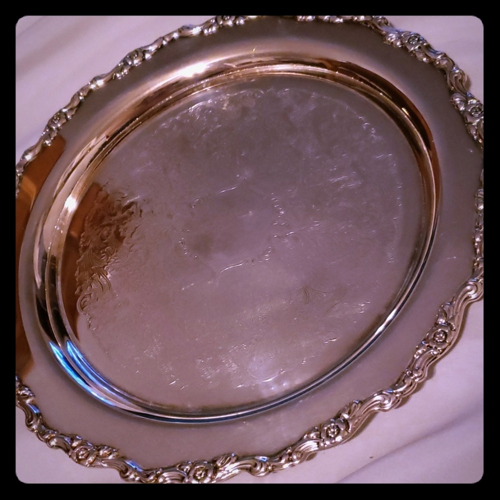 ONEIDA U.S.A. Silver Plated platter